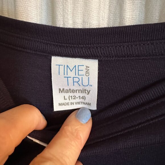 Nursing shirt, Breastfeeding,Navy, Time & Tru, Large, Dbl layer, Raw edge hem - Picture 4 of 10